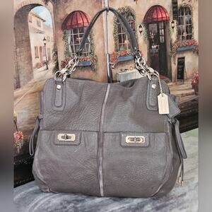 Coach Chelsea Flagship Buffalo Leather Tote